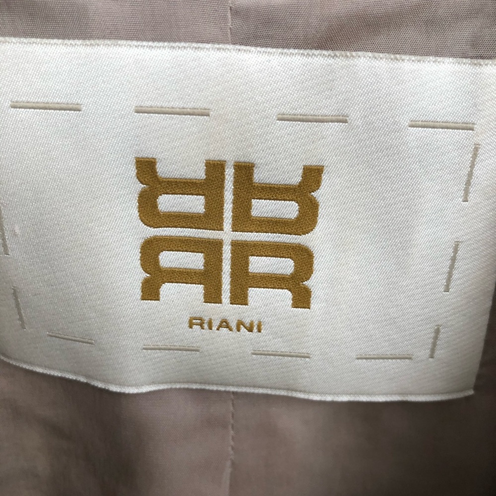 RIANI Neutral Color Blazer ❤️ - Picture 5 of 5